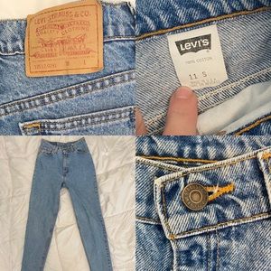 Levi’s 532 High Waist Vintage Mom Jean 27 x 28